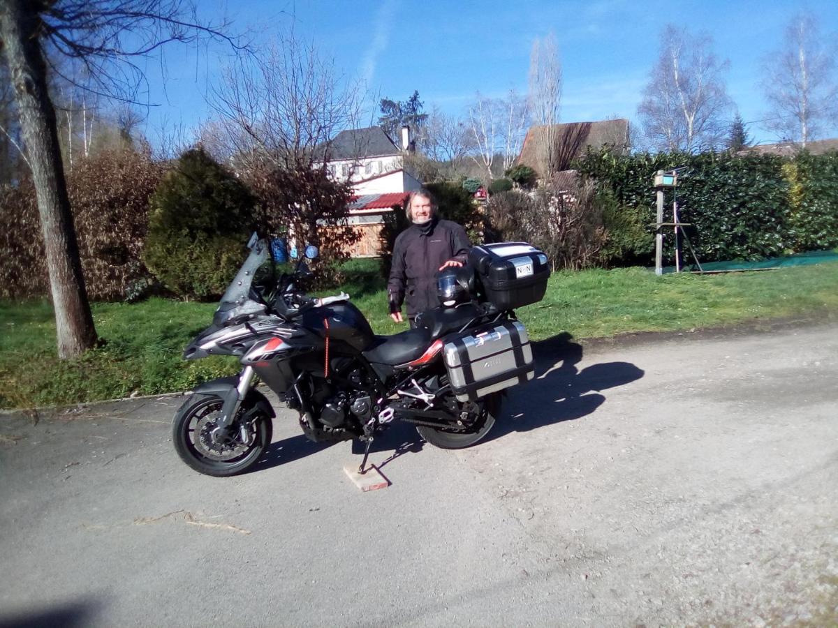 Le Relais Des Capucines Bed & Breakfast Largnac Luaran gambar