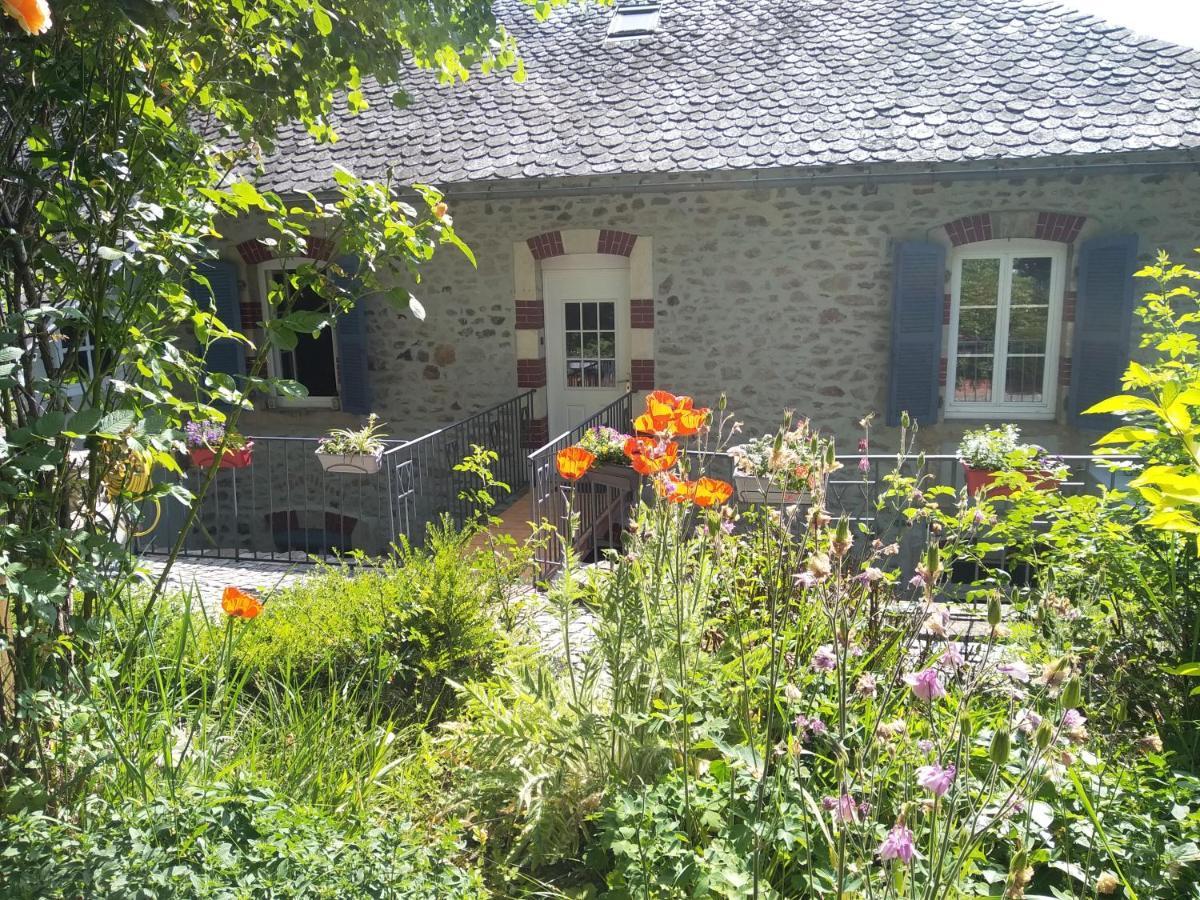 Le Relais Des Capucines Bed & Breakfast Largnac Luaran gambar
