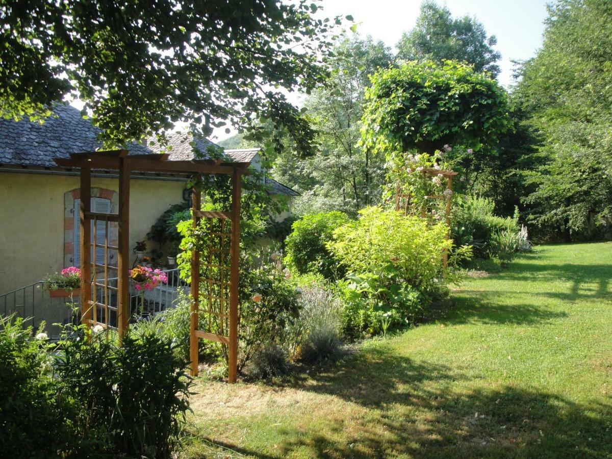 Le Relais Des Capucines Bed & Breakfast Largnac Luaran gambar