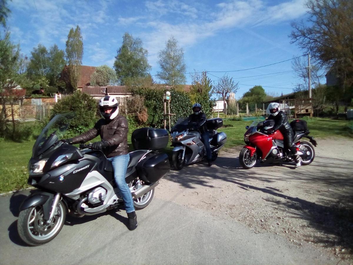 Le Relais Des Capucines Bed & Breakfast Largnac Luaran gambar